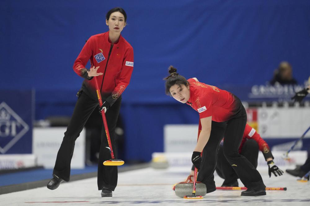 欧冠半场：A·席尔瓦中柱，戴维失良机，尤文暂0-0帕福斯