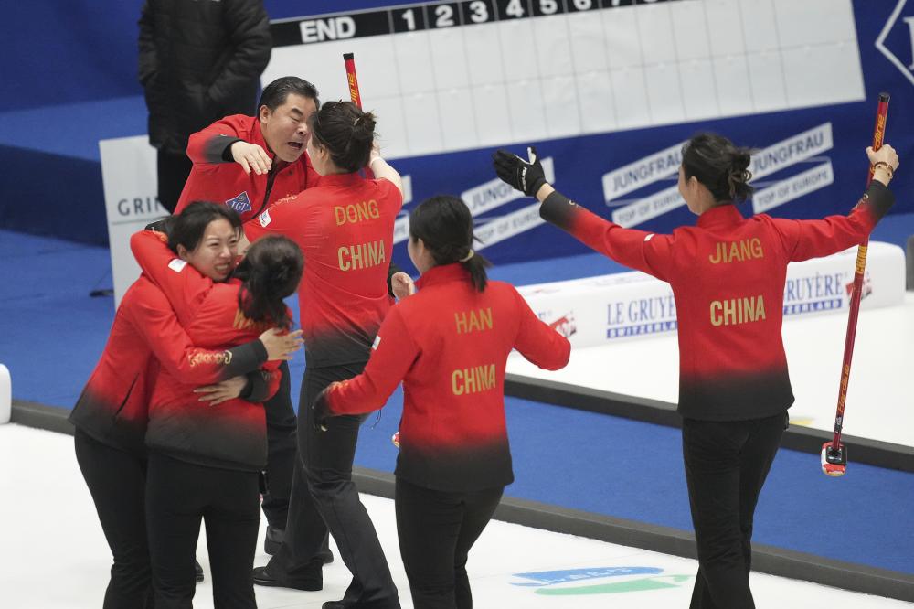 列维：其他俱乐部正试图模仿热刺，我在离任后会得到认可